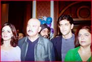 Suzanne, Rakesh Roshan, Hrithik and his mother, Pinky Roshan