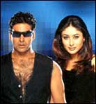 Akshay Kumar and Kareena Kapoor in Ajnabee
