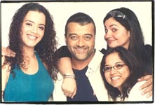 Gauri Karnik, Lucky Ali, Pooja Bhatt and Tanuja Chandra