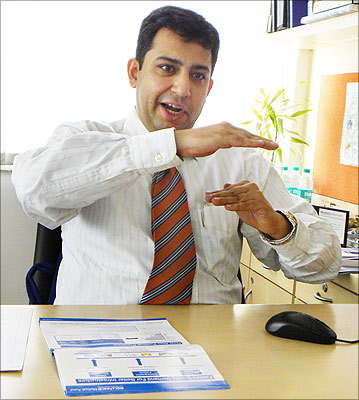 Sundeep Sikka discusses the layers separating tangible assets from financial instruments