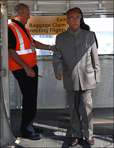Pranab Mukherjee boarding an aircraft in the US.