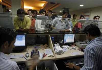 Pvt banks lag behind PSU lenders in opening Jan Dhan accounts