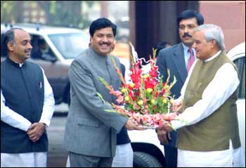 Then minister of state in the prime minister's office Vijay Goel, left, with then parliamentary affairs minister Pramod Mahajan welcome then prime minister Atal Bihari Vajpayee at Parliament House on the first day of the winter session, November 19, 2001 Photograph: Ranjan Basu/Saab Press
