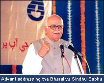 Advani addresses the Bharatiya Sindhu Sabha