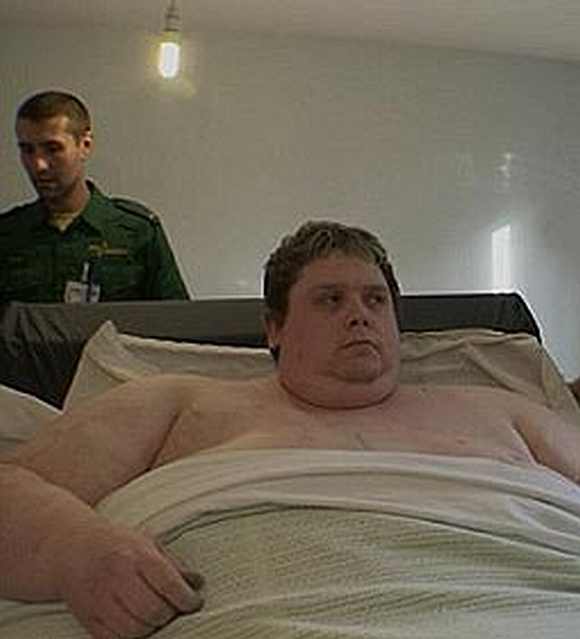 At 368 kg, Briton is world's 'fattest man'