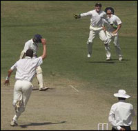 Has the Indian team forgotten the art of Test batting?