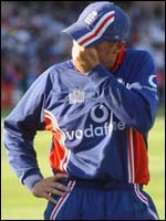 A dejected Nasser Hussain after the loss.