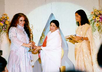 Shehnaaz Hussain and Lata Mangeshkar
