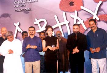 Loy, Javed Akhtar, Ehsaan, Manisha, Kamal and director Suresh at the Abhay music release