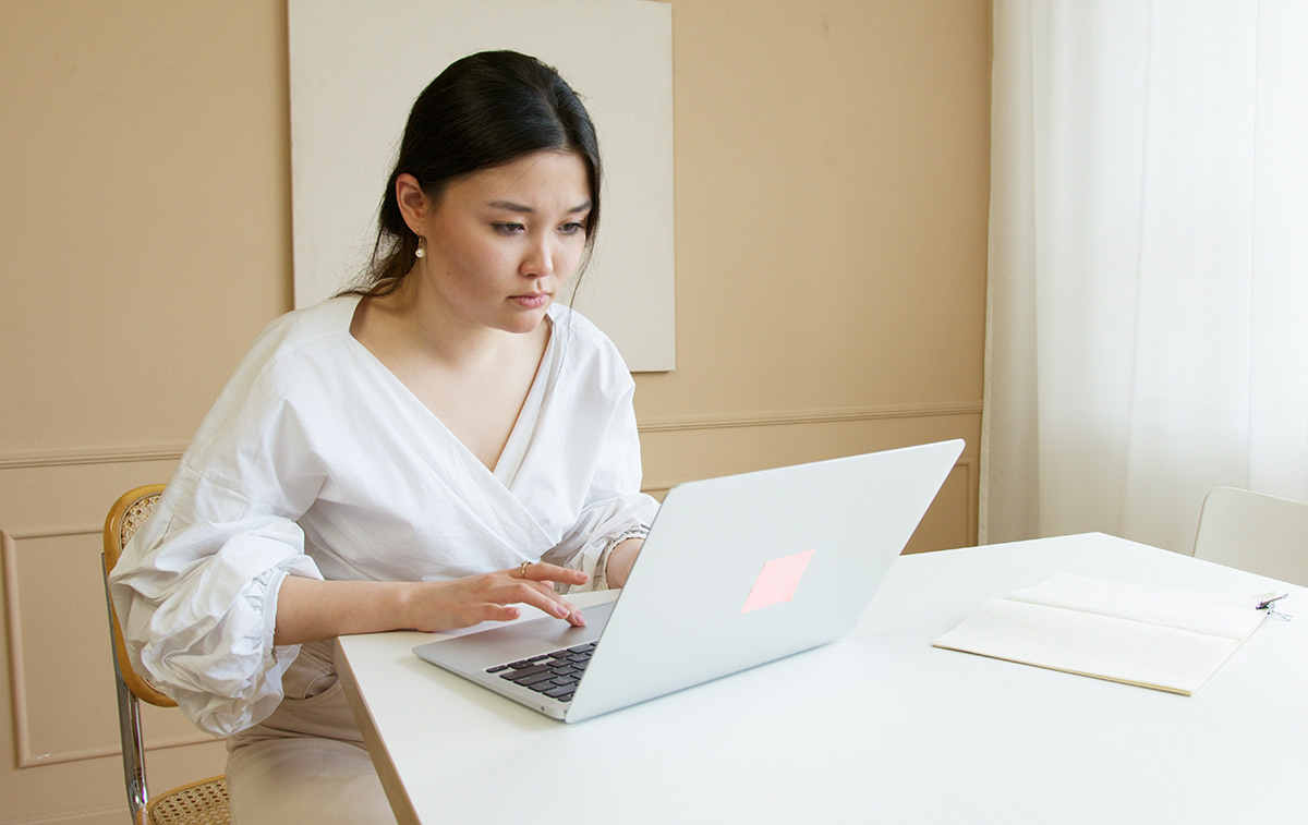 study abroad visa: can maternal uncle sponsor us f1 visa