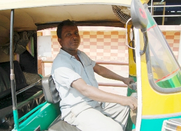Ensure your rickshaw driver knows that he is being tracked