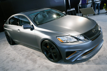 Toyota to bring Lexus to India by 2013