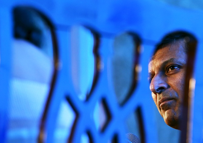Pressure mounts on Rajan to cut rates; Will he relent?