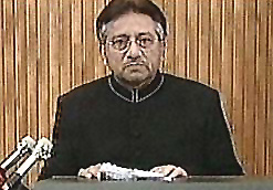 Shoe lobbed at Musharraf outside Pak high court