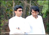 Suresh Prabhu with Raj Thackeray