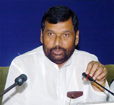 LJP president Ram Vilas Paswan was happy that no party opposed the demand for reservations in Lokpal