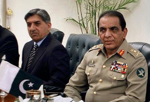 ISI chief Pasha with Kayani