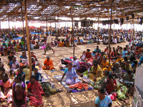 A large number of protestors, mostly women, can be seen at the pandal at Idinthakarai, where 12 people sat on hunger strikes, against Koddankulam Nuclear Power Plant