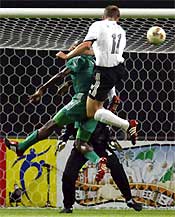 Miroslav Klose scores against Saudi
