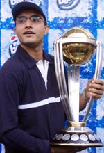 Ganguly poses with the World Cup trophy in Mumbai